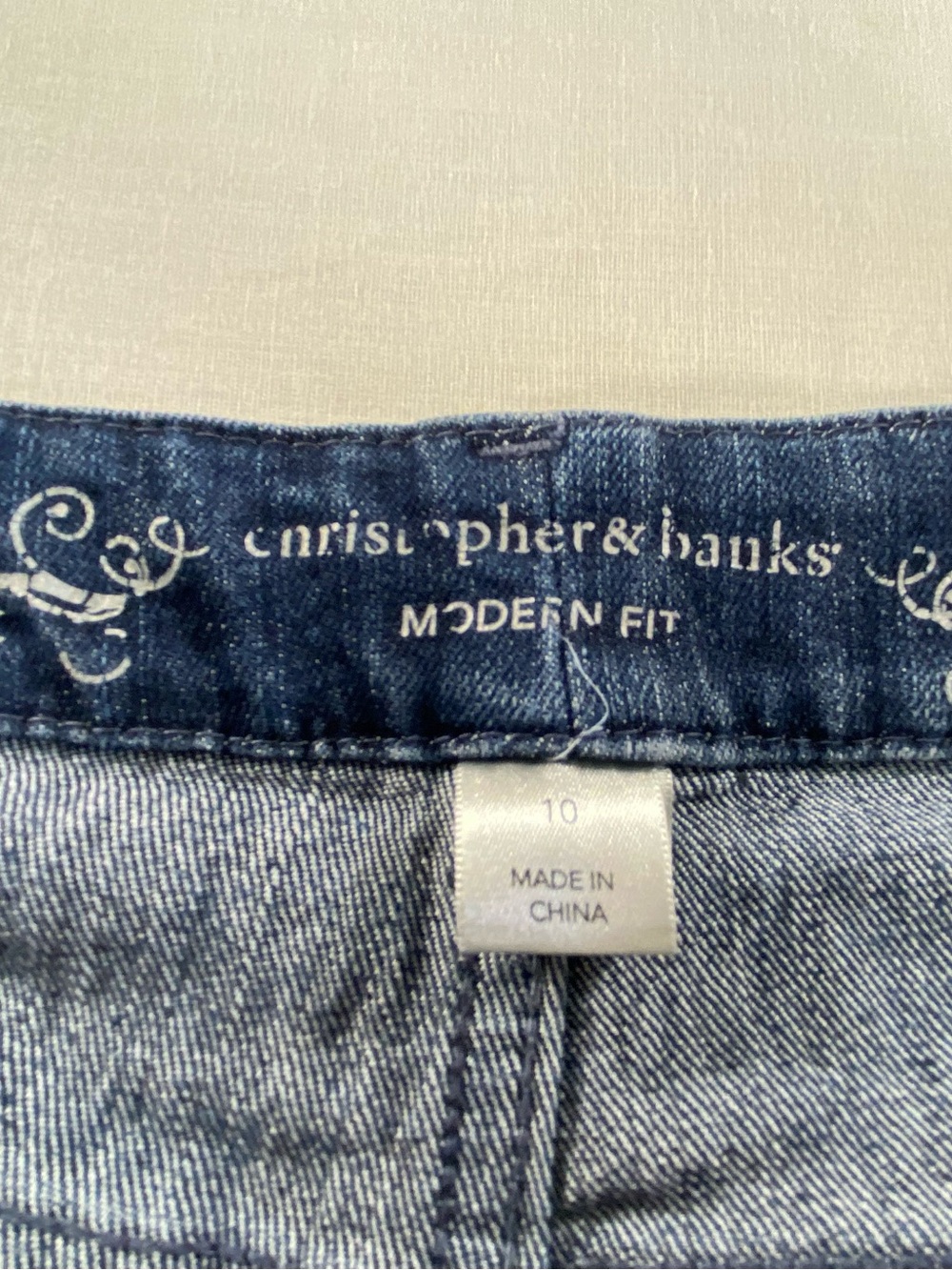 Christopher & Banks Women’s Modern Fit sz 10 Boot Cut Denim Blue Jeans - Picture 4 of 7